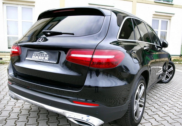 Mercedes-Benz GLC cena 114999 przebieg: 132000, rok produkcji 2016 z Garwolin małe 562